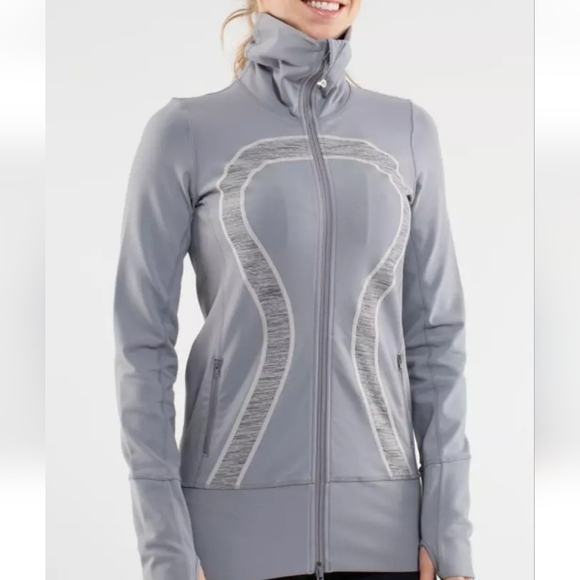 Lululemon In Stride Jacket 6 - Picture 12 of 16
